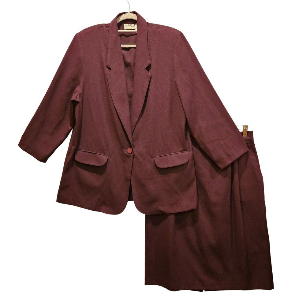 Liz Baker Essentials Skirt Suit Set Womens 16 Dark Purple notched Pleated career